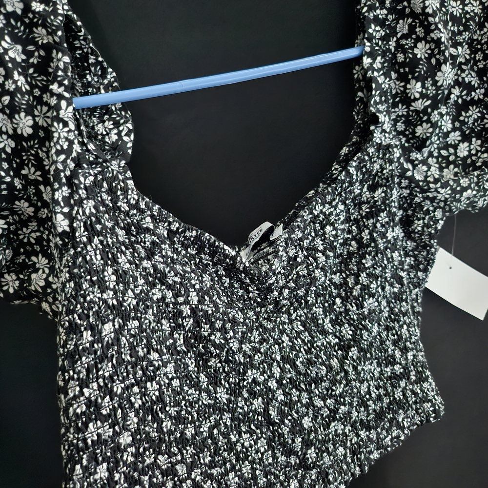 Hollister Black and White Top